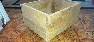 Garden Wooden Planter Trough Roughly Hand made Rectangular 40x33.5cm, 24cmH - Image 1 of 4