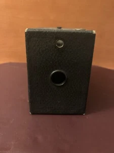 Antique Kodak Brownie No. 2 Hawk-Eye Model C 120 Film Box Camera - Picture 1 of 7