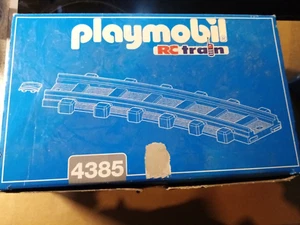 Playmobil - eine Packung mit gebogenen Schienen ( 11 Stück) in Karton Nr. 4385 - Bild 1 von 2