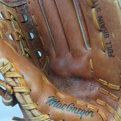 De colección 1980 MacGregor MG40 Willie Wilson Guante de Campistas de Béisbol Suave SteerHide Derecha Foto 1 de 4