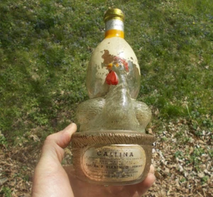 HEN ON NEST FIGURAL HAND BLOWN VIARENGO GALLINA ITALIAN WINE BOTTLE WITH LABELS - Picture 1 of 8