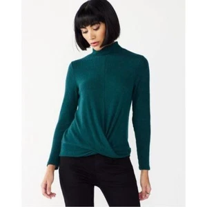 NWT Nine West Fuzzy Long Sleeve Mock Neck Top Green Size L - Picture 1 of 2