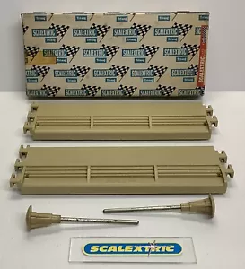 SCALEXTRIC TRI-ANG A229 A230 GRAND BRIDGE BRÜCKE SPANNUNGEN & FINALS (NR NEUWERTIG VERPACKT) - Bild 1 von 6