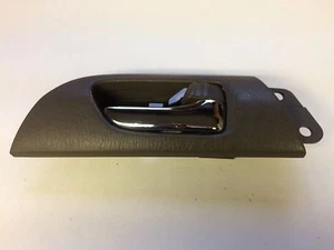 98 - 05 LEXUS GS300 GS400 GS430 Right Rear Interior Door Handle Assembly Genuine - Picture 1 of 4