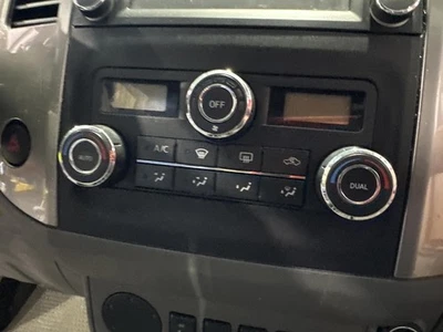 CONTROLADOR TÉRMICO NISSAN FRONTIER SL 2013 CON AIRE ACONDICIONADO, DOBLE CABINA Foto 1 de 4