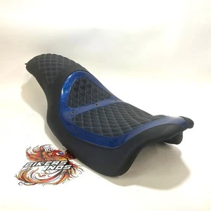 Mint Mustang Revere Runner Vent Flake Blue Seat 2008-2023 Harley Touring 74113MB - Picture 1 of 7