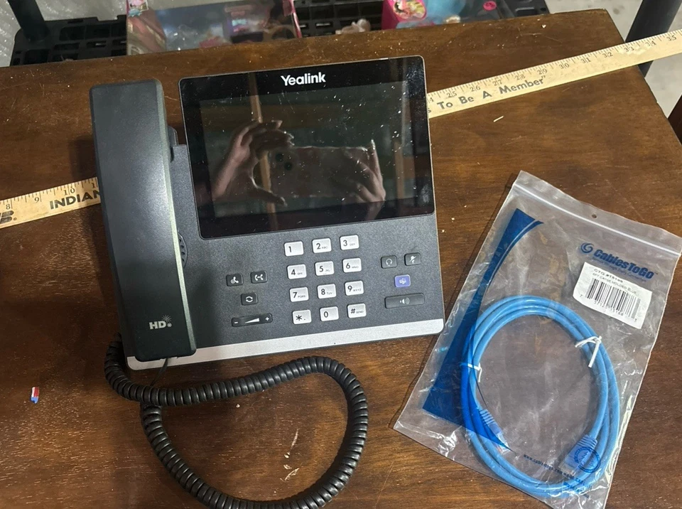 Teléfono inteligente empresarial Yealink MP56 MS Teams Edition IP con cable Foto 1 de 1