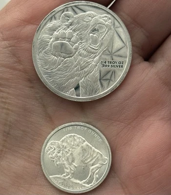 Small Fractional Silver Lot, 1/4 Troy Ounce + 1/10 Troy Ounce Fine Silver Rounds - Image 1 of 2