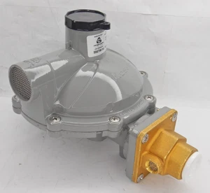 Cavagna 998TW-14 Kosan Regolatore Propano Doppio Stadio POL x 3/4 in - Foto 1 di 9