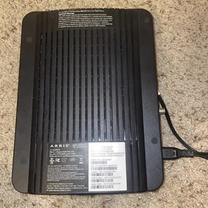 Routeur modem câble Arris TG1672G Touchstone passerelle téléphonique WIFI 2,5 et 5,0 GHz - Photo 1/3
