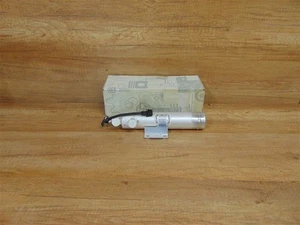 Air Condition Dryer Genuine Mercedes 374/375/944/958 - A0008305383 - Picture 1 of 1