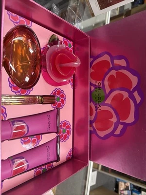 Marc Jacobs Oh Lola парфюмированная вода 4 изделия подарочный набор * РЕДКАЯ СНЯТА С ПРОИЗВОДСТВА * - Изображение 1 из 3