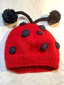 Ladybug knit Baby hat red Black beanie 0-6mo Soft acrylic Floppy antennae Cute! 