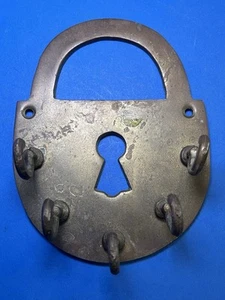 Keyholder Brass Padlock Design 5 Hooks Wall Mounted Reclaimed KEY-HOLDER Vintage - Picture 1 of 7