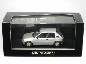 MINICHAMPS 1/43 Peugeot 205 1990 Silver Hot Hatch Diecast Model 400112372 - Foto 1 di 1