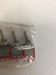 STM-2A ON-OFF-ON SPDT MINI TOGGLE SWITCH NOS - Bild 1 von 1