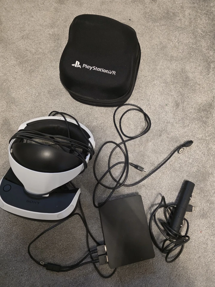 PlayStation VR - Image 1 of 1