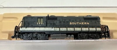 Life Like N Scale 7187 GP18 SOU #177 Diesel Locomotive - Image 1 of 4