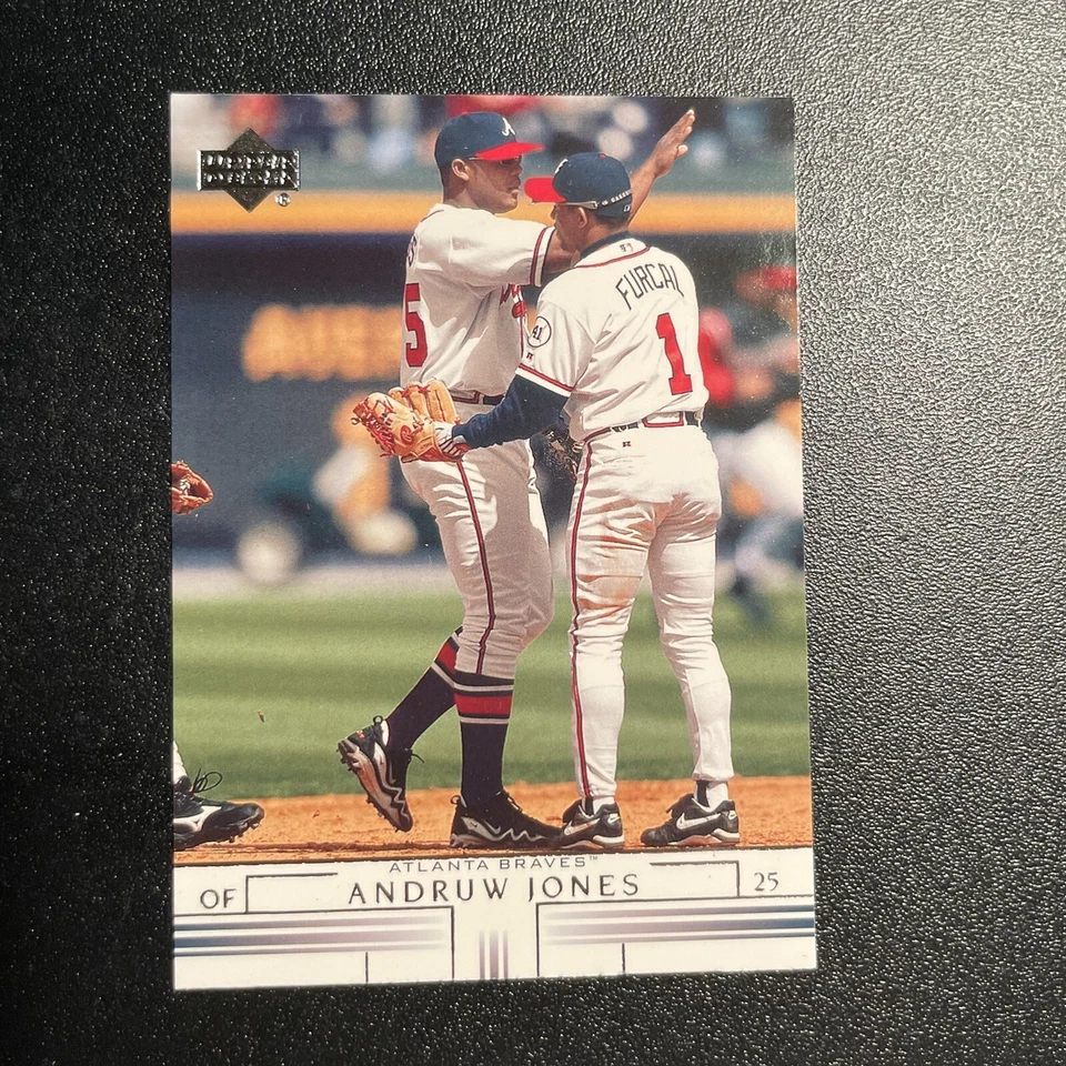 Andruw Jones 2002 Upper Deck #636 Atlanta Braves Baseball Card - Image 1 of 2