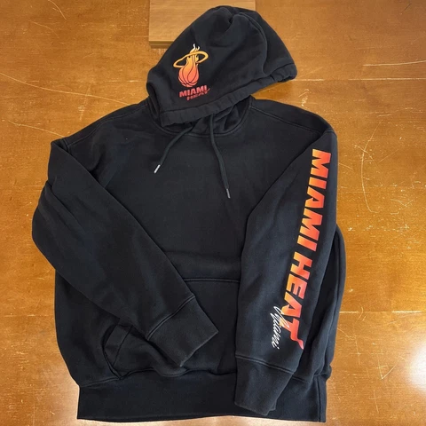Miami Heat Hoodie Mens Extra Small Black Pullover Fleece Long Sleeve Cover