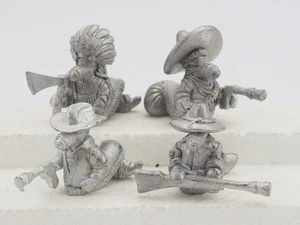 MJ FIGURES 28MM SCALE WORMS . SET 13 - WILD WEST. RED 1077 - Picture 1 of 1