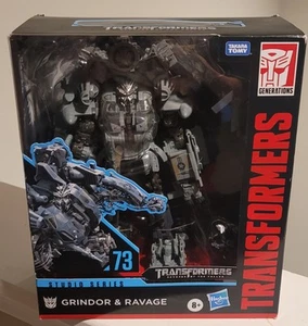 Transformers Studio Series Leader Class Grindor with Ravage (;) - Picture 1 of 5