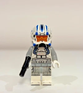 LEGO Star Wars Clone Pilot Captain Jag SW1401 – Phase II Helmet - Picture 1 of 5
