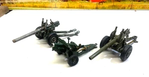 BRITAINS.CRESCENT.MILITARY.VINTAGE.HOWITZER CANNON.FIELD GUNS x3. ALL WORKING. - Picture 1 of 16