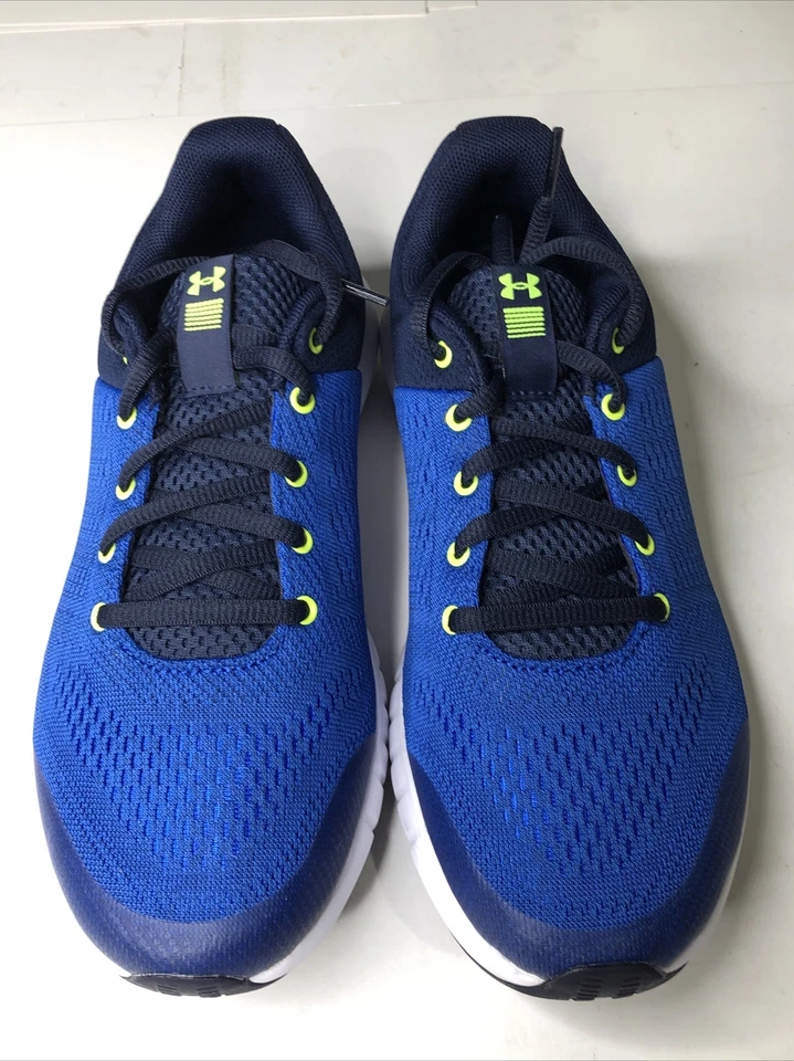 Under Armour BGS Pursuit Athletic SNEAKERS Size 7y 3020770-401