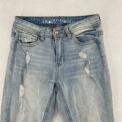 Jeans jeans skinny feminino cintura média quase famoso destruído bigode azul tamanho 7 - Imagem 1 de 4
