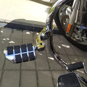 Chrome Rubber Highway Foot Pegs Pedals Crash Bar For Harley Touring Dyna Fatboy - Bild 1 von 10
