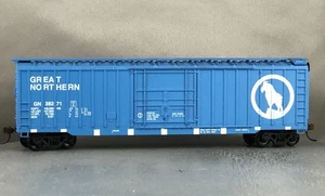 Athearn - Great Northern - 50' O/B Plug Door Box Car + Wgt # 38271 - Picture 1 of 6