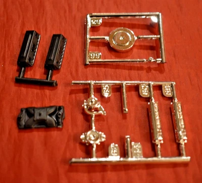 Monogram Nascar Chevy Truck Race Engine Parts 1/24 - Image 1 of 2