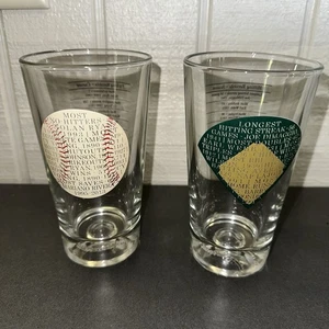 RARO MLB Baseball Hitting & Pitching Records Statistiche Pinta Vetro x2 Base Pesante Usato in Ottime Condizioni - Foto 1 di 16
