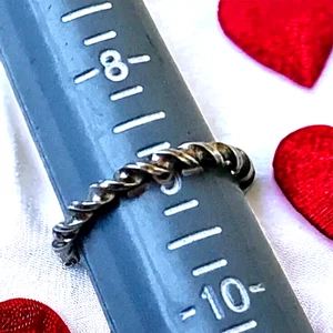 Sterling Silber Ring Handarbeit Handwerk Seil gedreht dünn Größe 9. - Bild 1 von 6