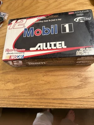 1:24 TEAM CALIBER OWNERS 2004 #12 ALLTEL MOBIL 1 DODGE RYAN NEWMAN SEALED NIB - Image 1 of 4