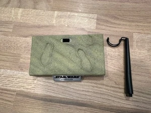 Hot Toys Sand Footprint Base with Crotch Grabber and custom Starkiller Nameplate - Picture 1 of 4