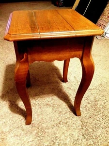 ETHAN ALLEN LEGACY GEORGIAN COURT END TABLE, PULLOUT TRAYS - Picture 1 of 11