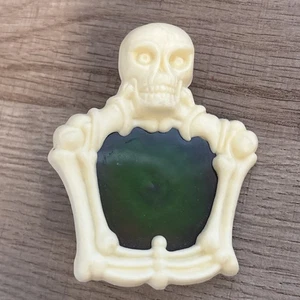 Accesorio de colección 1987 Tonka Super Naturals Skull Shield Evil Leader - Imagen 1 de 3