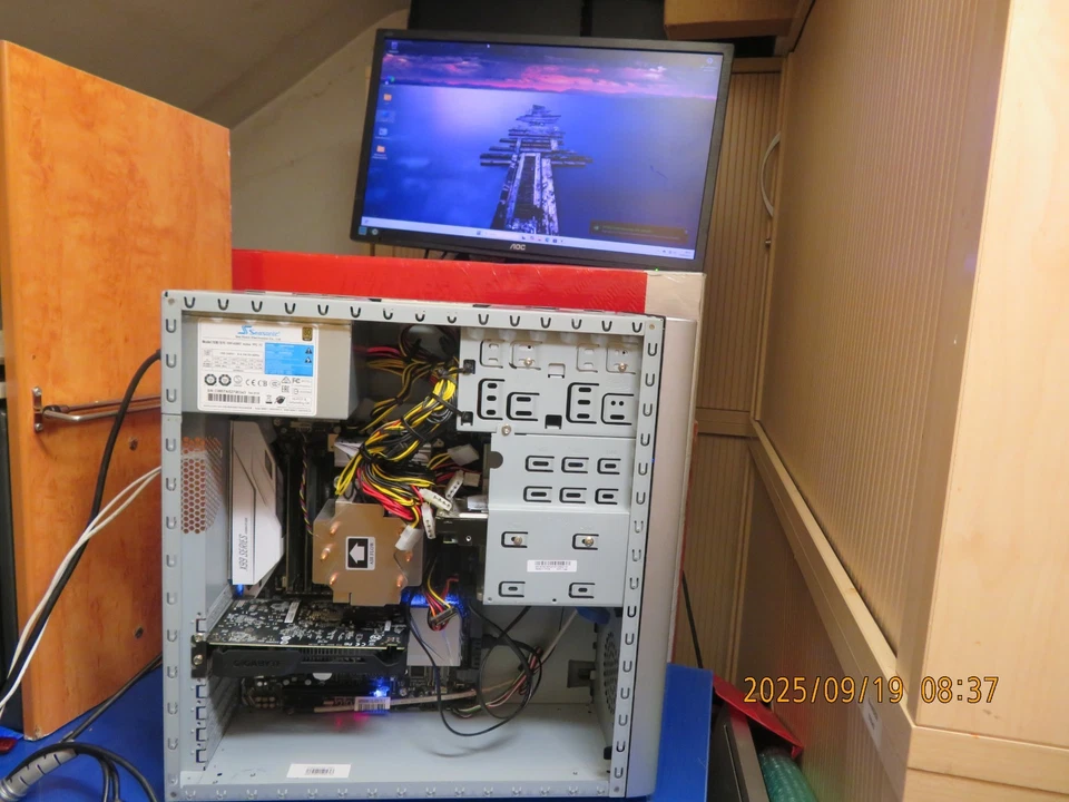 Gaming PC Terra 1000925 Core i7-6800K 3,4GHZ/16GB/240GB SSD +1TB HDD Win 11 24H2 - Bild 1 von 4