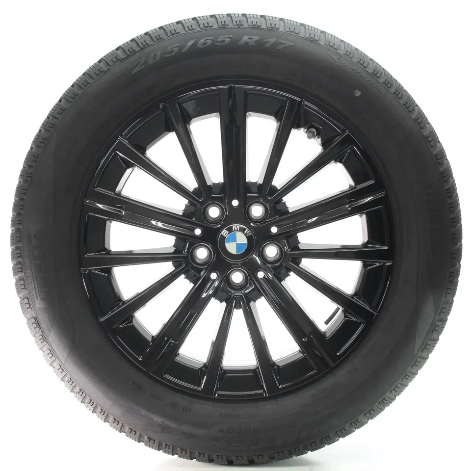 BMW X1 U11 X2 U10 Winterräder V-Speiche 833 Pirelli 205/65R17 100H DOT23 5A094B2 - Bild 1 von 4