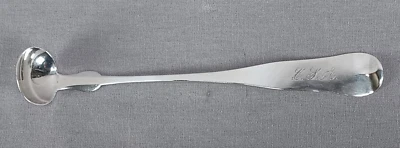 Cucharón condimento con monograma de plata moneda B. M. Bailey circa 1848-1885 Foto 1 de 4