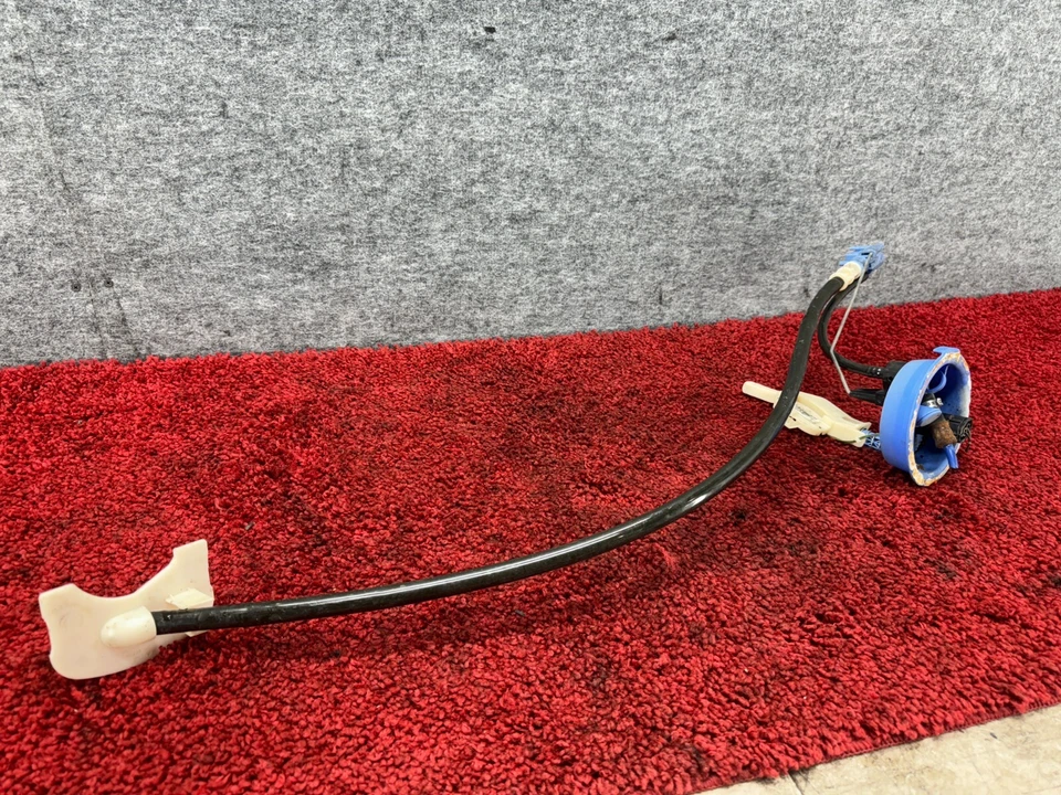 BMW 2001-2006 E46 M3 Fuel Level Sender Transfer Pump OEM - Image 1 of 4