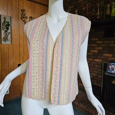 Винтажный хиппи 70-х стеганая вышивка тикающая полоса бабушка коттедж цветочный жилет L/XL - Изображение 1 из 4