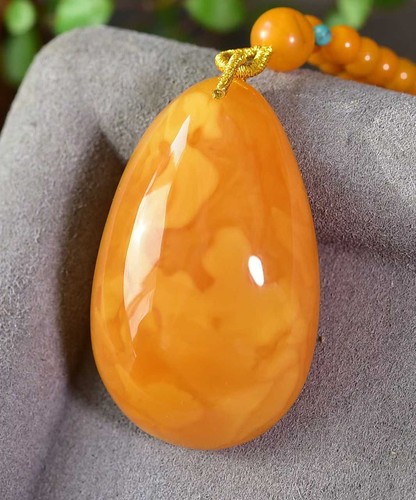 Foto 1 di 7