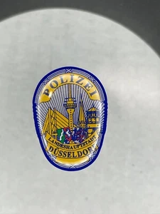 Polizei Landesha Uptstadt Dusseldorf Police Hat Lapel Pin - Picture 1 of 2