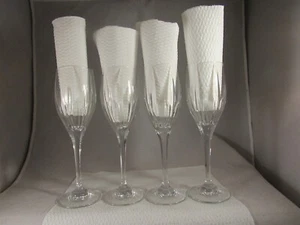 MIKASA?? CRYSTAL WINE GLASS SET OF 4 (8 1/4" TALL) - Bild 1 von 7