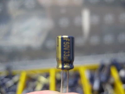 Panasonic - FC Series - Radial Electrolytic Capacitors - 50v 33uF - 10 Pieces