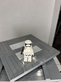 LEGO Minifigure Star Wars First Order Stormtrooper