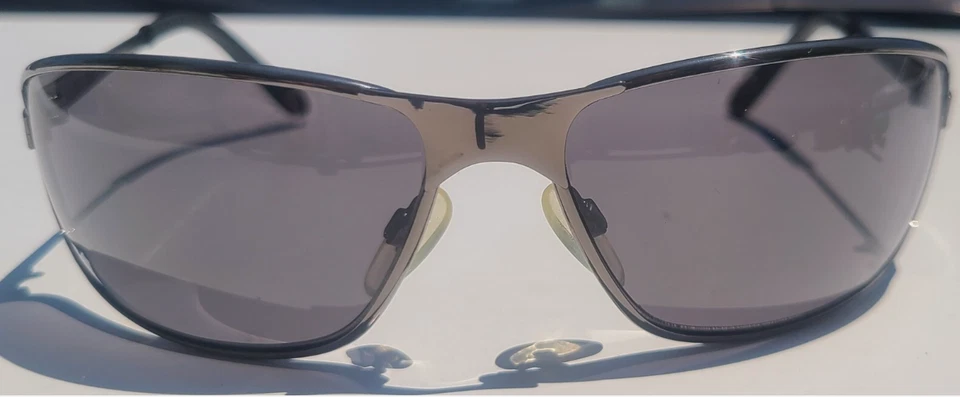 Gafas de seguridad Uvex TOMCAT Z87+ lentes grises sin espejo Foto 1 de 4